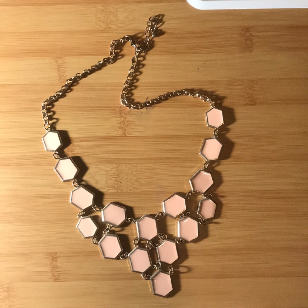 Light pink chunky necklace